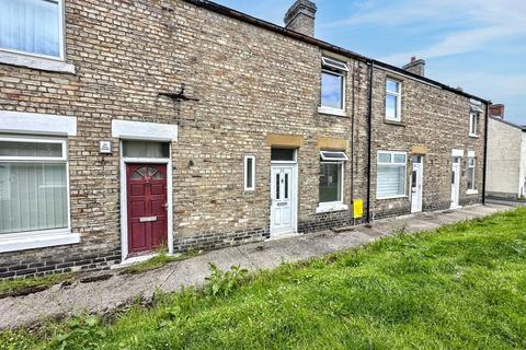 2 bed property, in Humber Street, £50,000