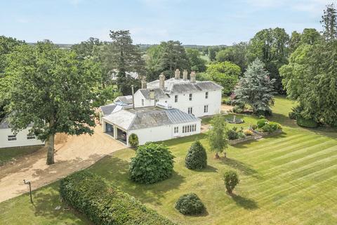7 bed property, in Impressive Period Residence with Extensive Grounds in Northwold, £2,000,000