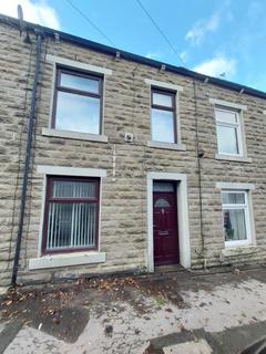 3 bed property, in Rochdale Road, £129,000