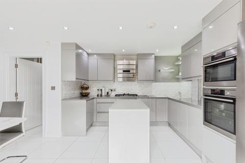 4 bed property, in Binley Road, £435,000