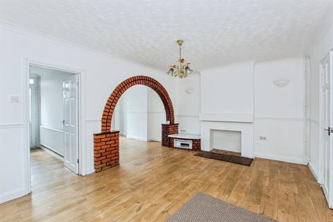 3 bed property, in Norwich Road, £210,000