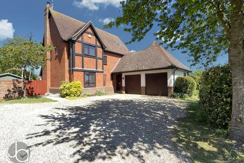 6 bed property, in Maldon Road, £750,000