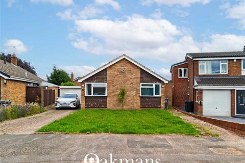 3 bed property, in Minley Avenue, £450,000
