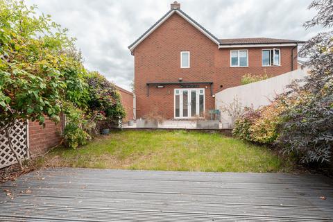 3 bed property, in Leighton Buzzard LU7, £425,000