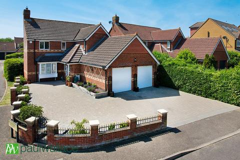 5 bed property, in Richardson Crescent, £865,000