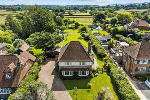 3 bed property, in College Lane, £1,100,000