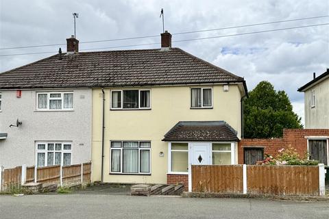 3 bed property, in Harvest Road, £150,000