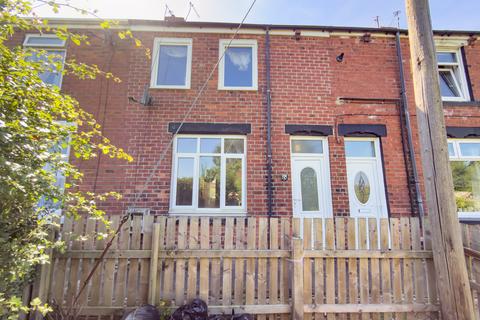 3 bed property, in 16 John Street, £35,000