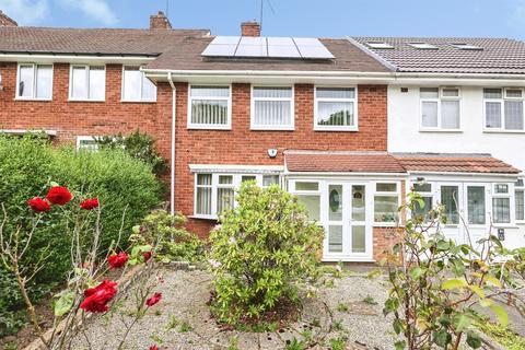 3 bed property, in Quinton Road, £175,000