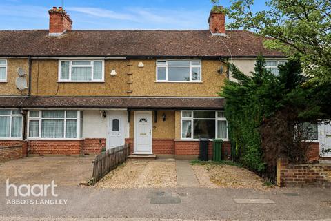 2 bed property, in Briar Road, £450,000