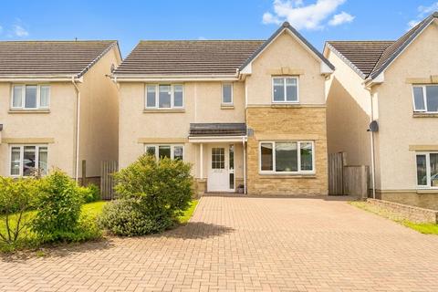 4 bed property, in Langton Grove, £350,000