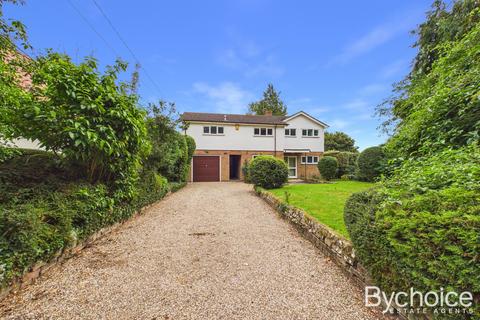 Land, in Frogs Hall Road, £650,000