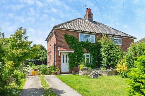 3 bed property, in St. Marys Road, £300,000