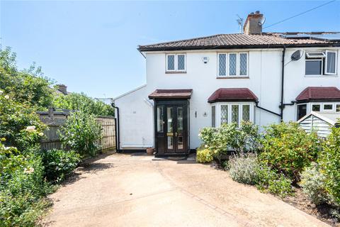 3 bed property, in Lower Richmond Road, £850,000