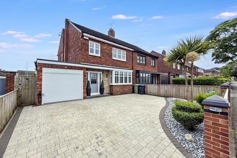 3 bed property, in Wellfield Road South, £229,950