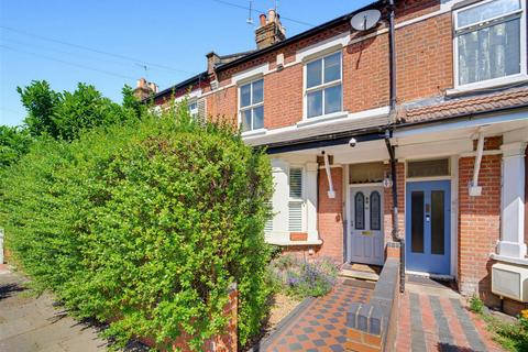 4 bed property, in Holly Park Road, £850,000