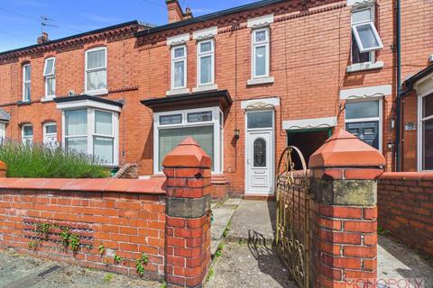 3 bed property, in Princess Street, £185,000