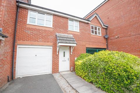 2 bed property, in Gas Street, £80,000