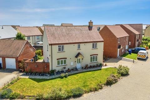 4 bed property, in Redcar Road, £630,000