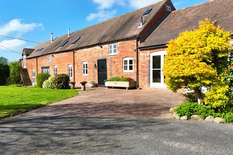 5 bed property, in Heritage Barn, £895,000