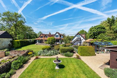 4 bed property, in Oxted Place, £1,650,000