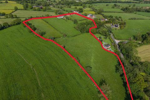 3 bed property, in Coton, £895,000