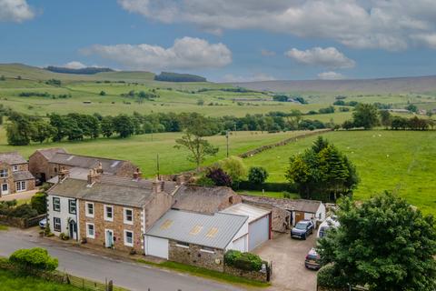 3 bed property, in ​Slip House, £475,000