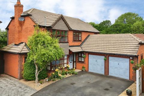 4 bed property, in Dalby Close, £445,000