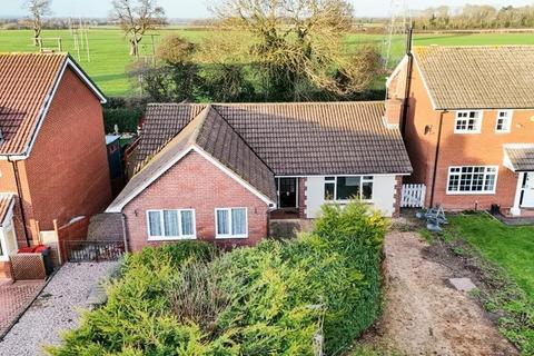 3 bed property, in Harrington Heath, £250,000