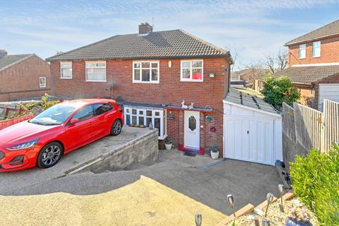 3 bed property, in Grange Road, £187,500