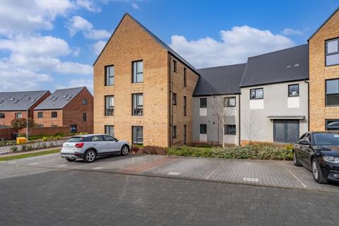 1 bed property, in Staneford Close, £110,000