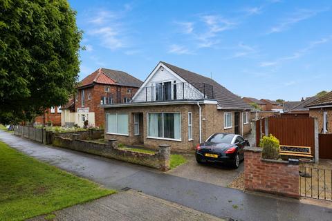 4 bed property, in Roman Bank, £255,000