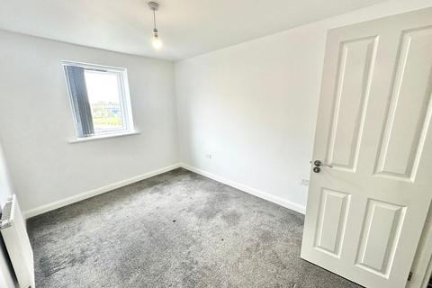 5 bed property, in Armadale Road, £15,000