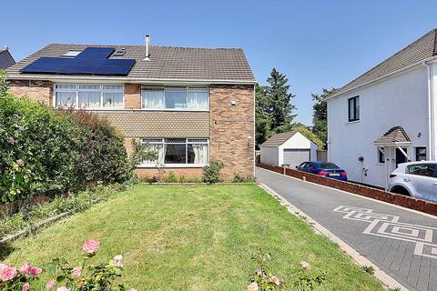 5 bed property, in Heol Lewis, £550,000