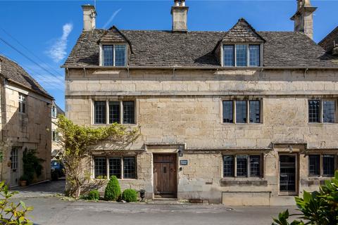 3 bed property, in St. Marys Street, £800,000