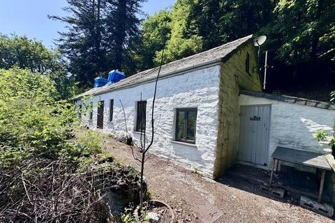 3 bed property, in Penmachno, £195,000