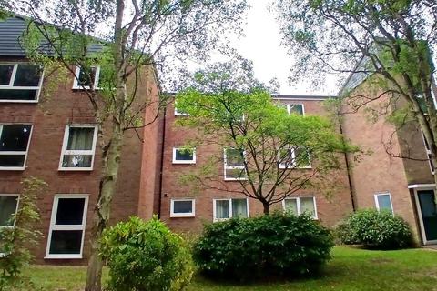1 bed property, in Flat 10, £90,000