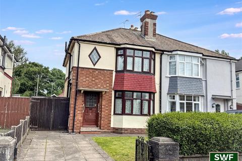 3 bed property, in Rosehill, £180,000