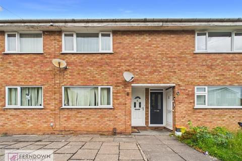 2 bed property, in Manor Gardens, £65,000