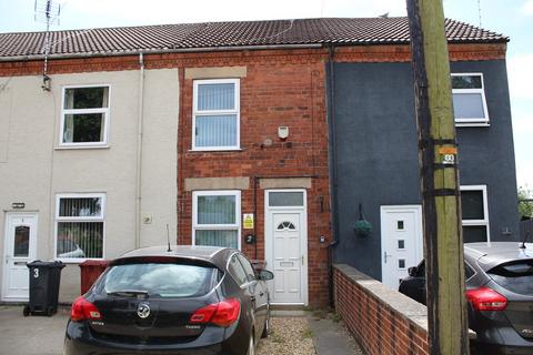 2 bed property, in Brickyard Lane, £110,000