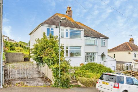 3 bed property, in Sherwell Rise South, £250,000