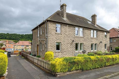 2 bed property, in 35, £95,000