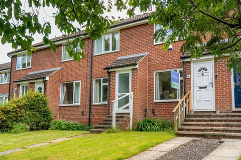 2 bed property, in Lichfield Grove, £190,000