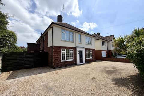 6 bed property, in 18 Beatrice Avenue, £395,000