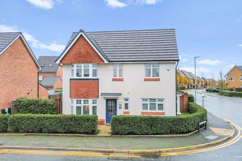 3 bed property, in Reginald Road, £320,000
