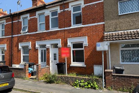 2 bed property, in Tennyson Street, £170,000