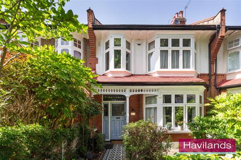 5 bed property, in Oakfield Road, £1,100,000
