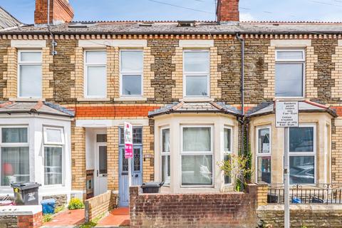 3 bed property, in Inverness Place, £325,000