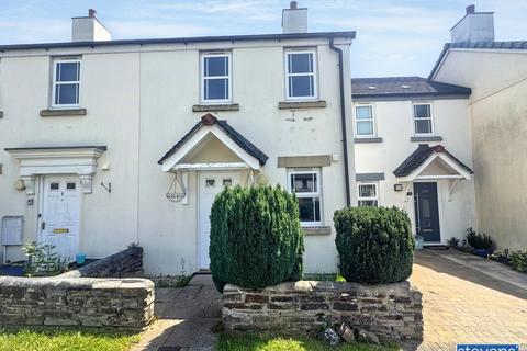 2 bed property, in Vicks Meadow, £195,000