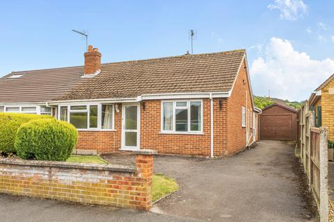 3 bed property, in Lambert Close, £385,000